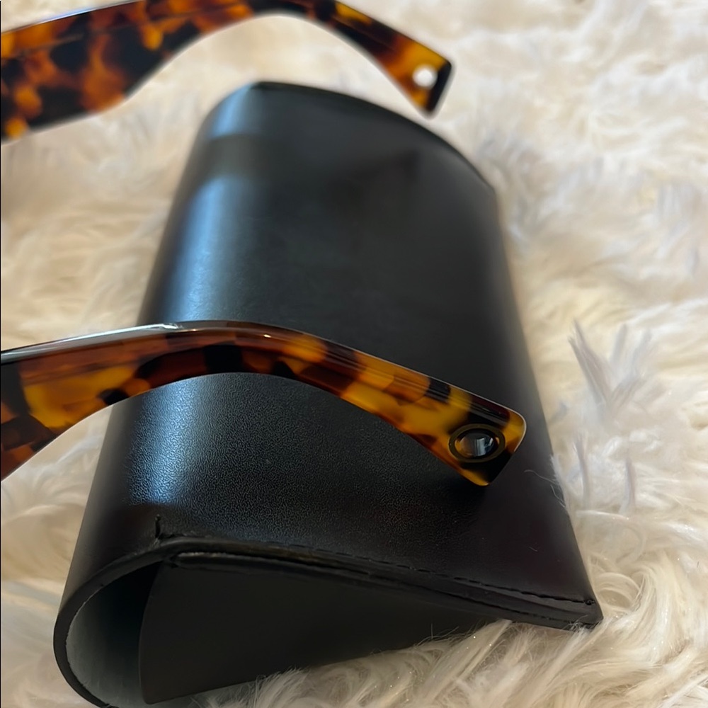 Lanvin Tortoiseshell Effect Cat Eye Sunglasses Ne… - image 3